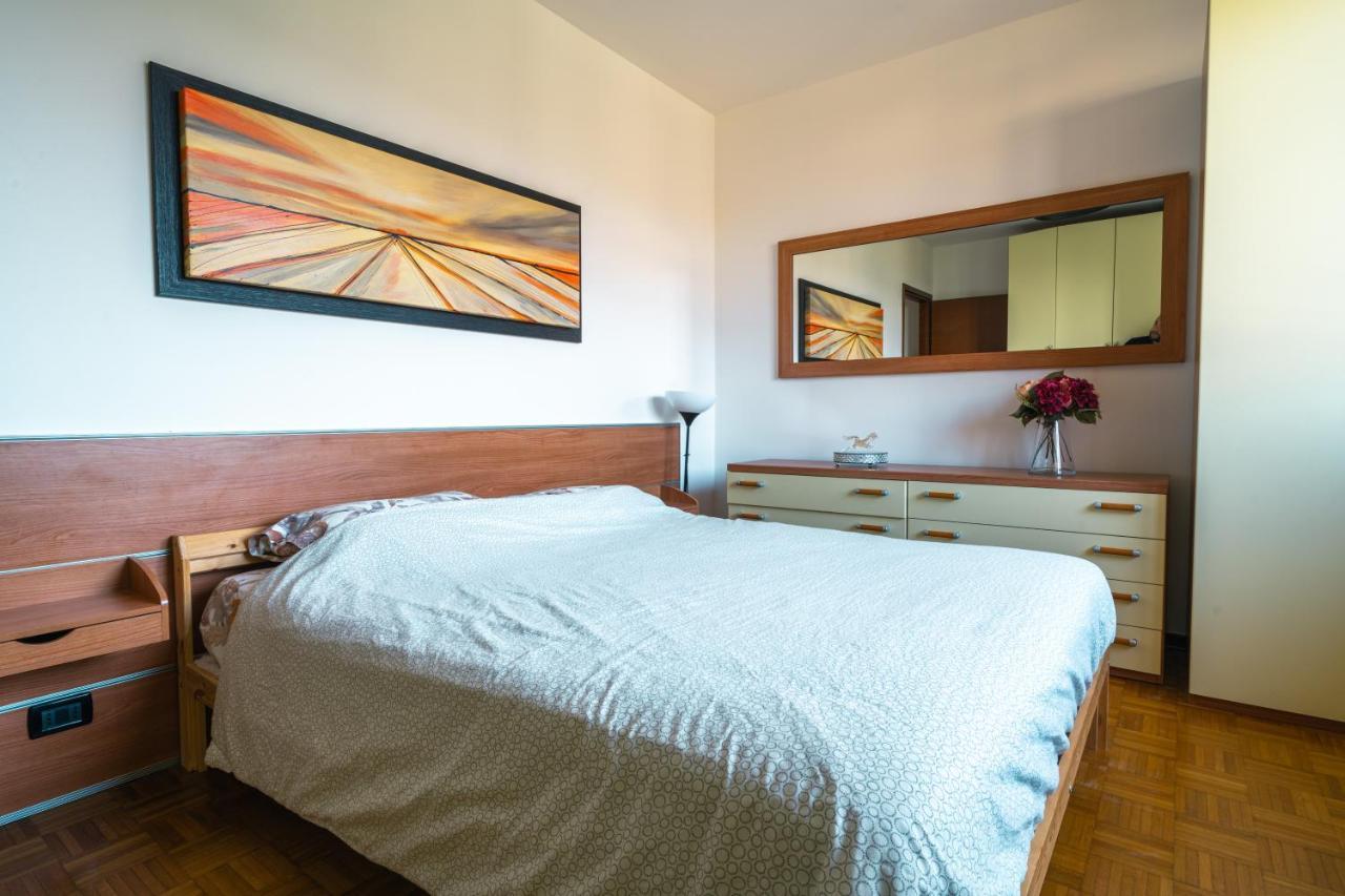 Te Vojo Ben -Furnished Flat- Leilighet Santa Maria Di Sala Eksteriør bilde