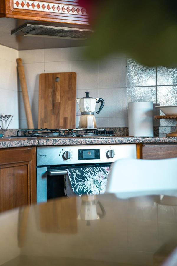 Te Vojo Ben -Furnished Flat- Leilighet Santa Maria Di Sala Eksteriør bilde