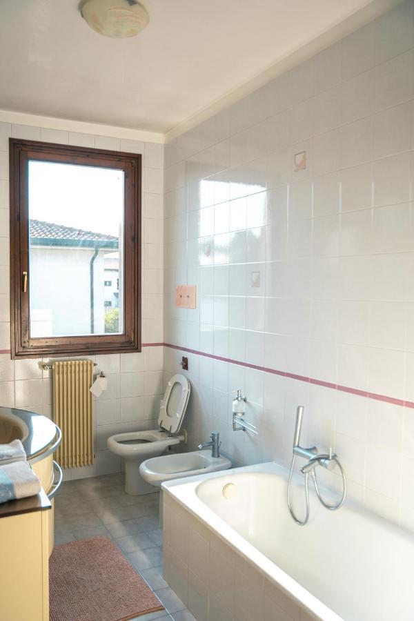 Te Vojo Ben -Furnished Flat- Leilighet Santa Maria Di Sala Eksteriør bilde