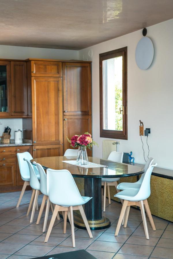 Te Vojo Ben -Furnished Flat- Leilighet Santa Maria Di Sala Eksteriør bilde