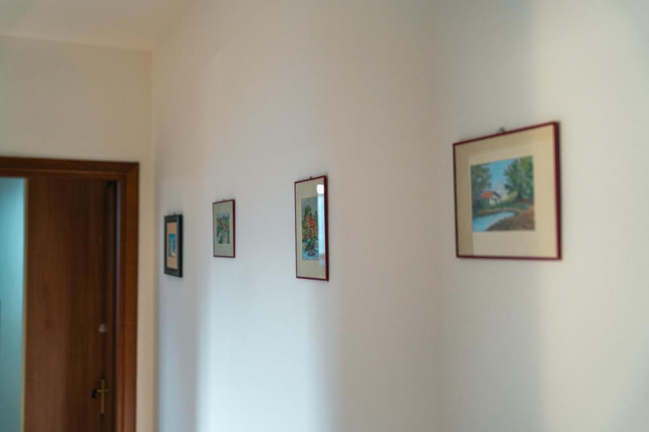 Te Vojo Ben -Furnished Flat- Leilighet Santa Maria Di Sala Eksteriør bilde